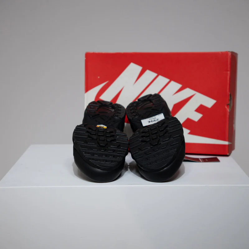 Air Max Plus (TN) Swarowski Black (Taille 47,5) - Image 3