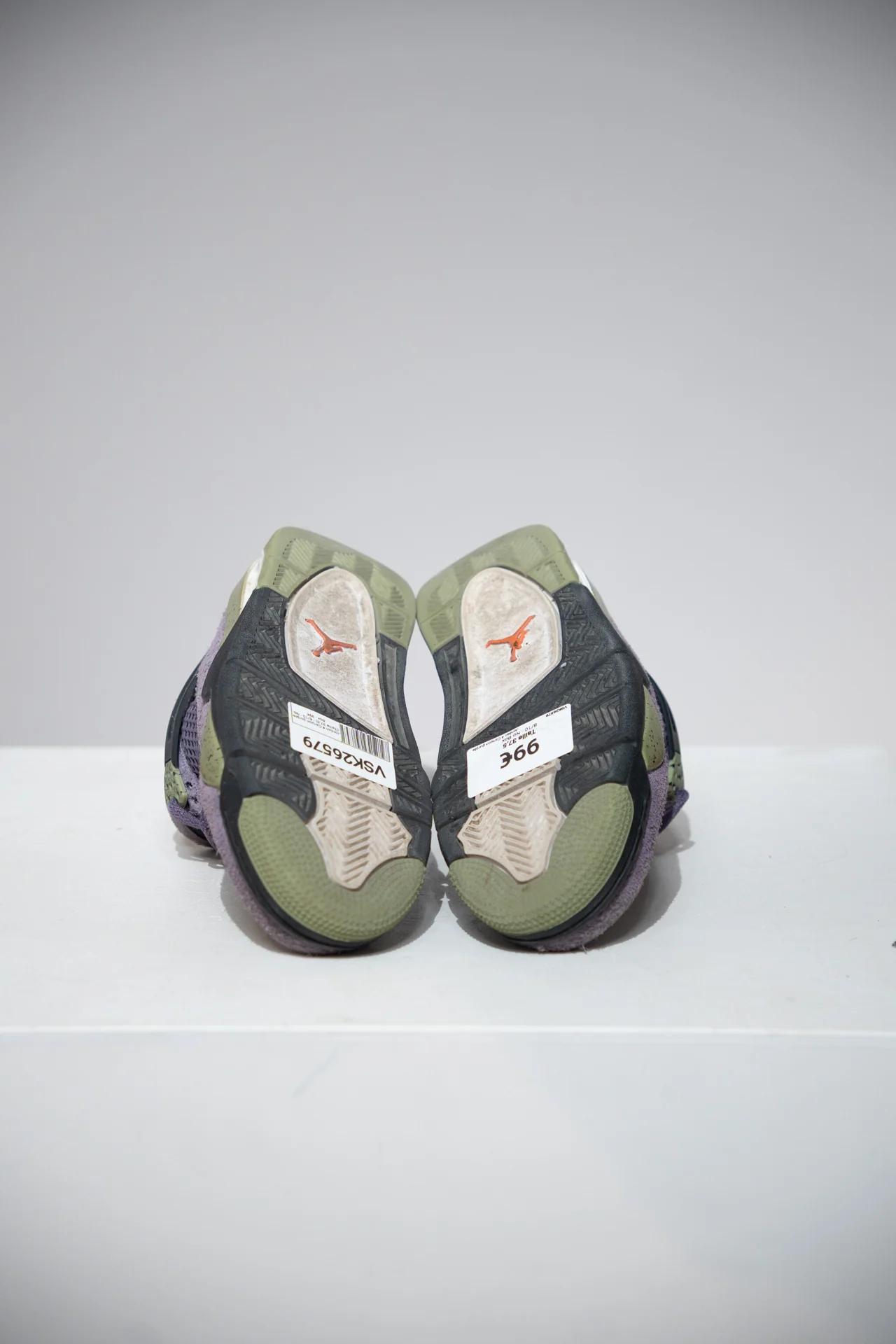 Jordan 4 Canyon purple (Taille 37,5) - Image 4