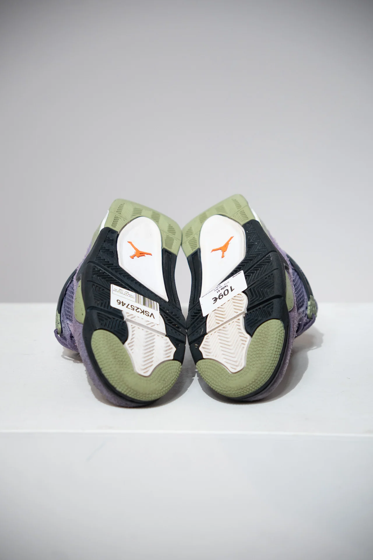 Jordan 4 Canyon purple (Taille 41) - Image 4