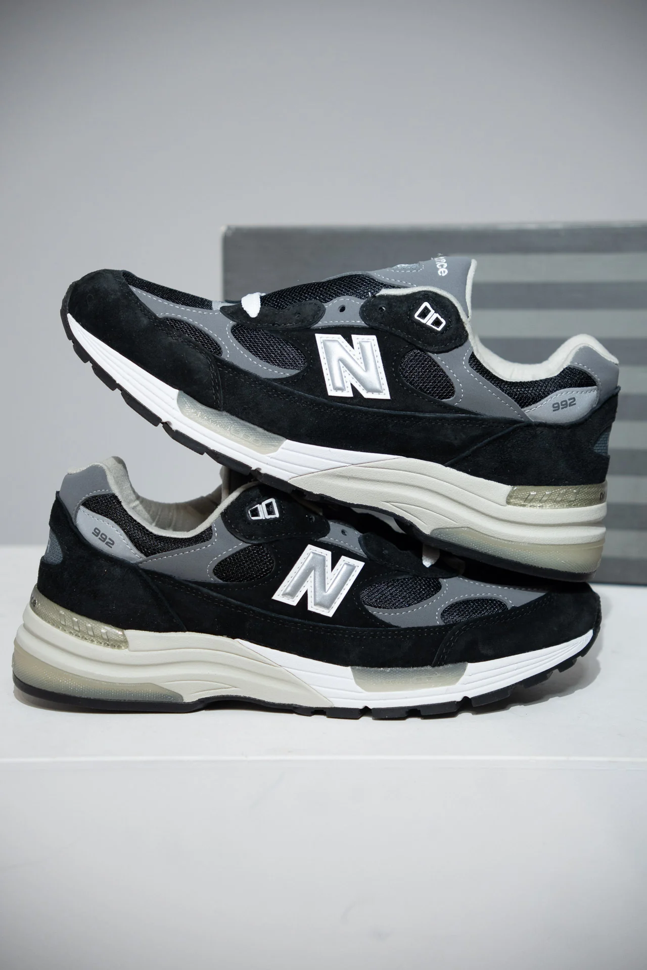 New Balance 992 Made In USA Black Grey (Taille 44)