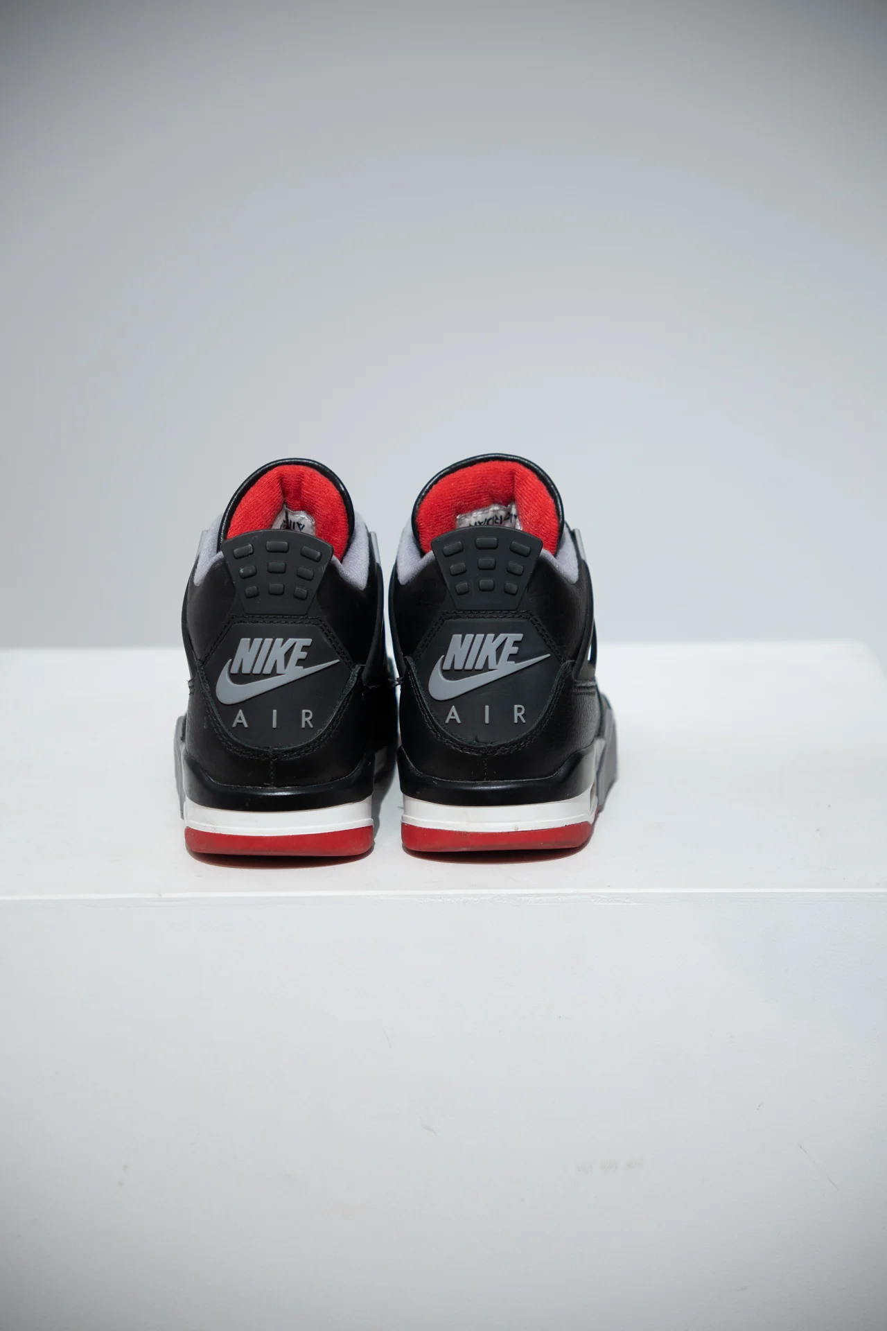 Jordan 4 Bred Reimagined (Taille 38) - Image 3