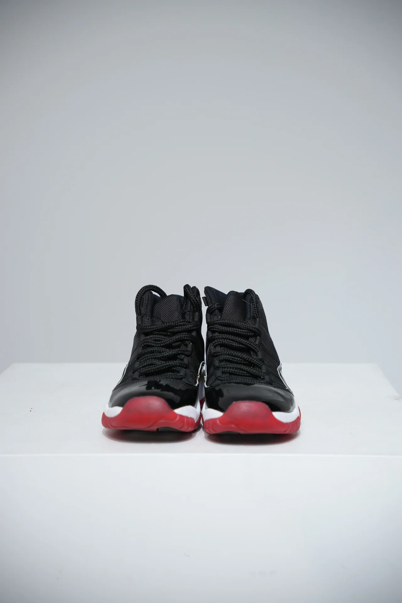 Jordan 11 Bred 2019 GS (Taille 38,5) - Image 3