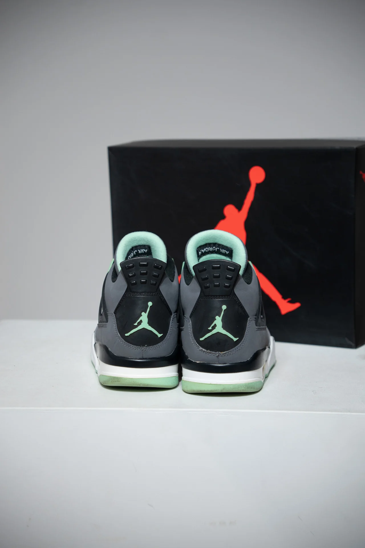 Jordan 4 Green Glow (Taille 43) - Image 3