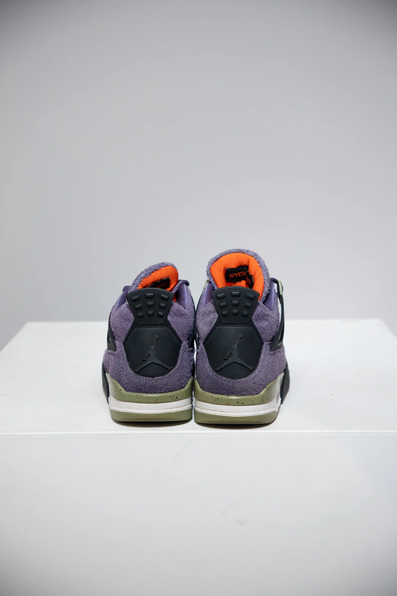 Jordan 4 Canyon purple (Taille 37,5) - Image 4