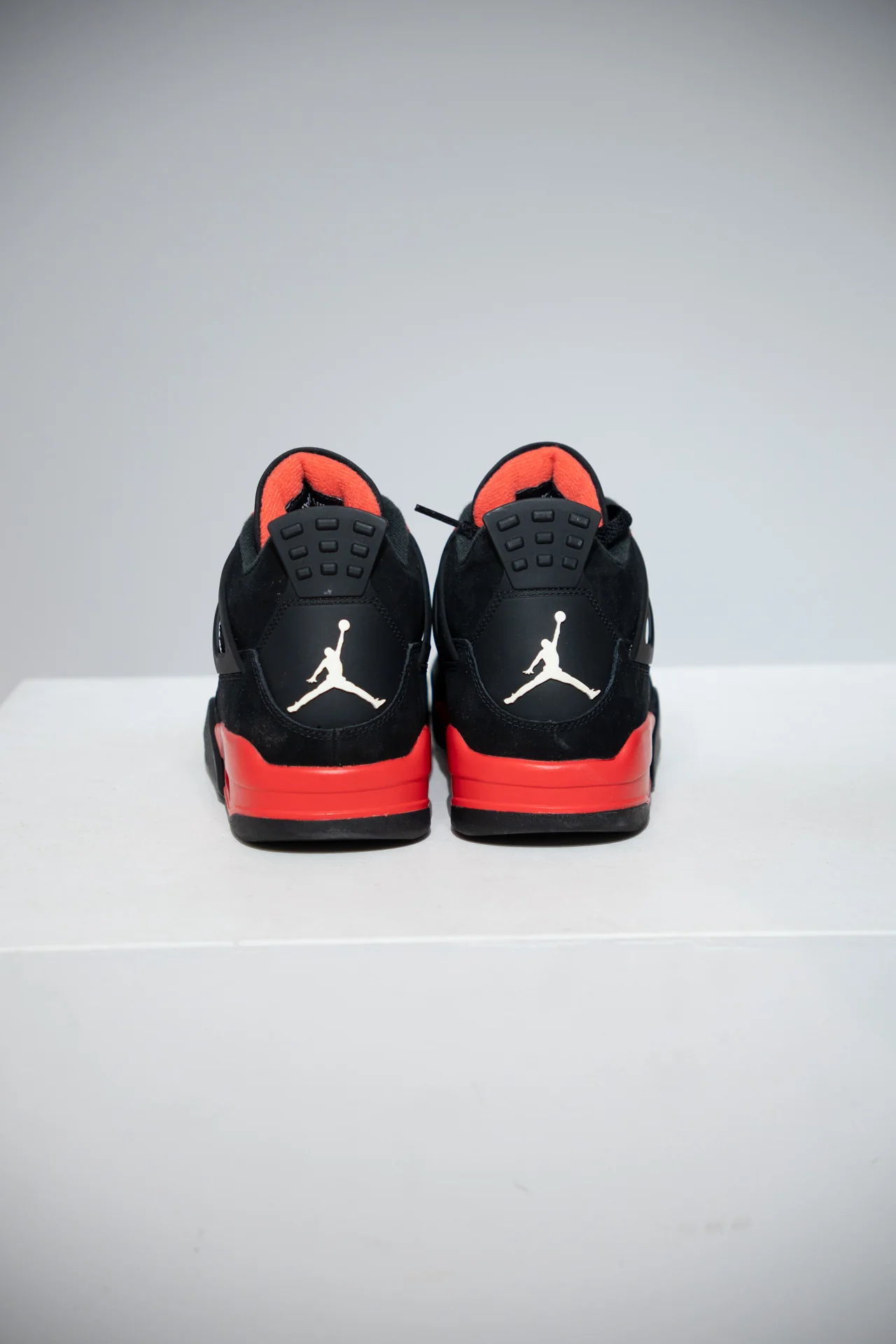 Jordan 4 Red Thunder (Taille 43) - Image 3