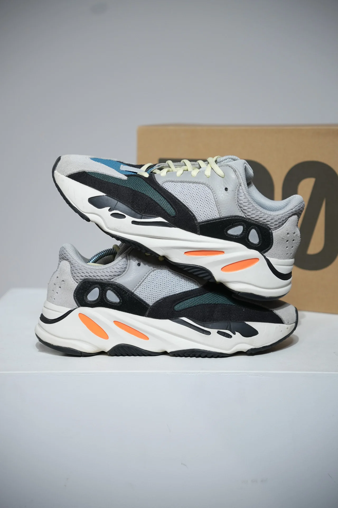 Yeezy 700 Wave Runner (Taille 40)