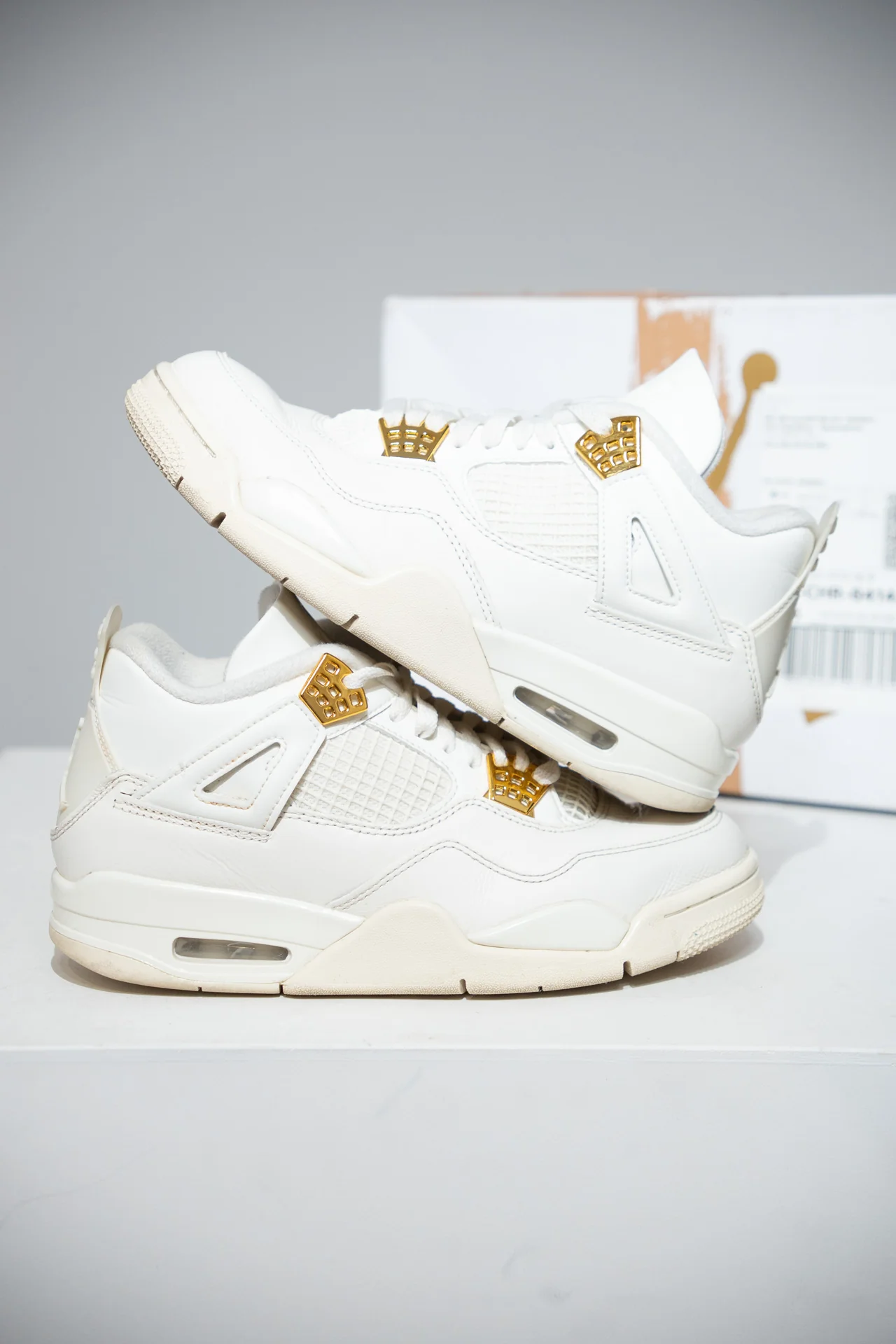 Jordan 4 Metallic Gold (Taille 39)