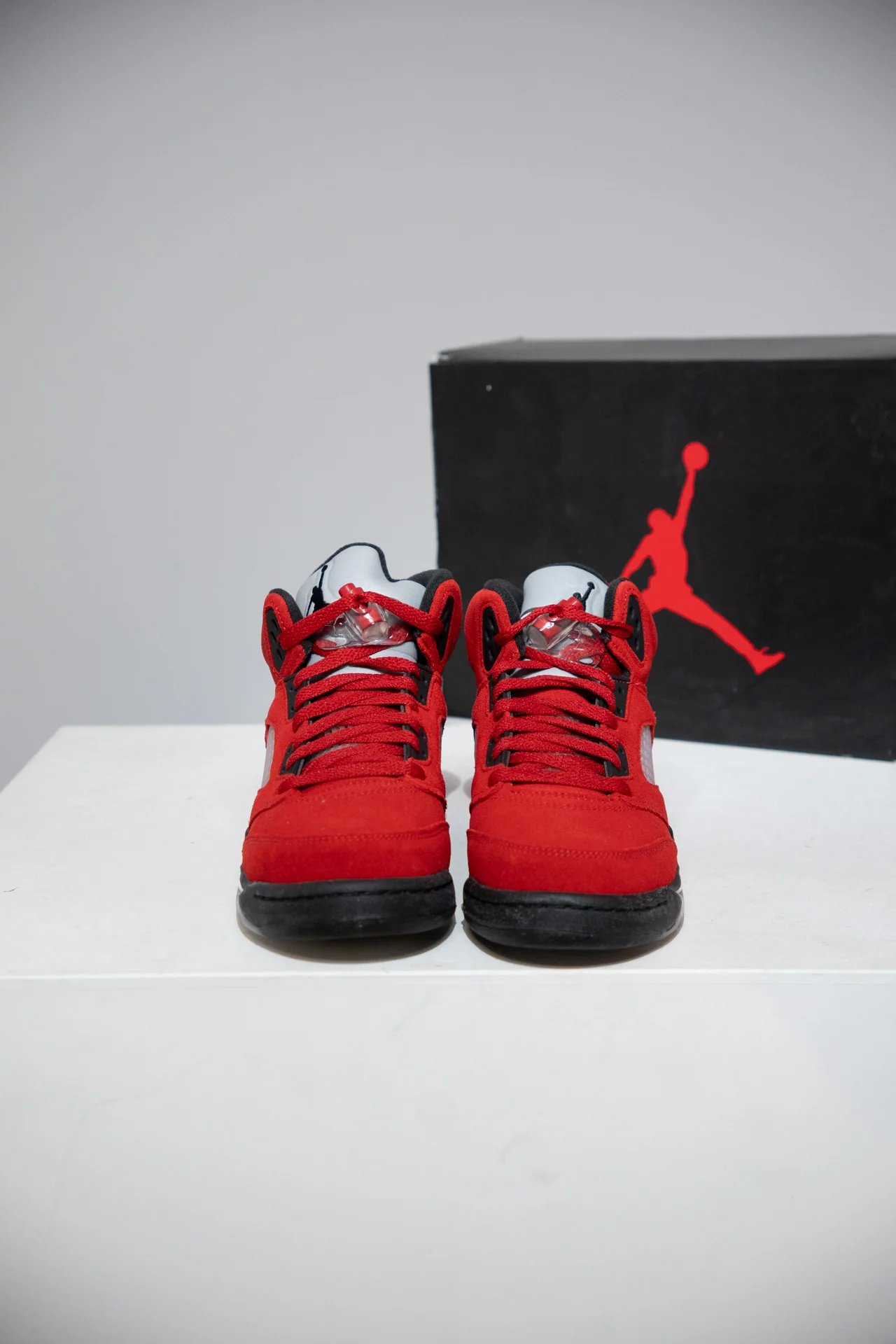 Jordan 5 Raging Bulls GS (Taille 38,5) - Image 2
