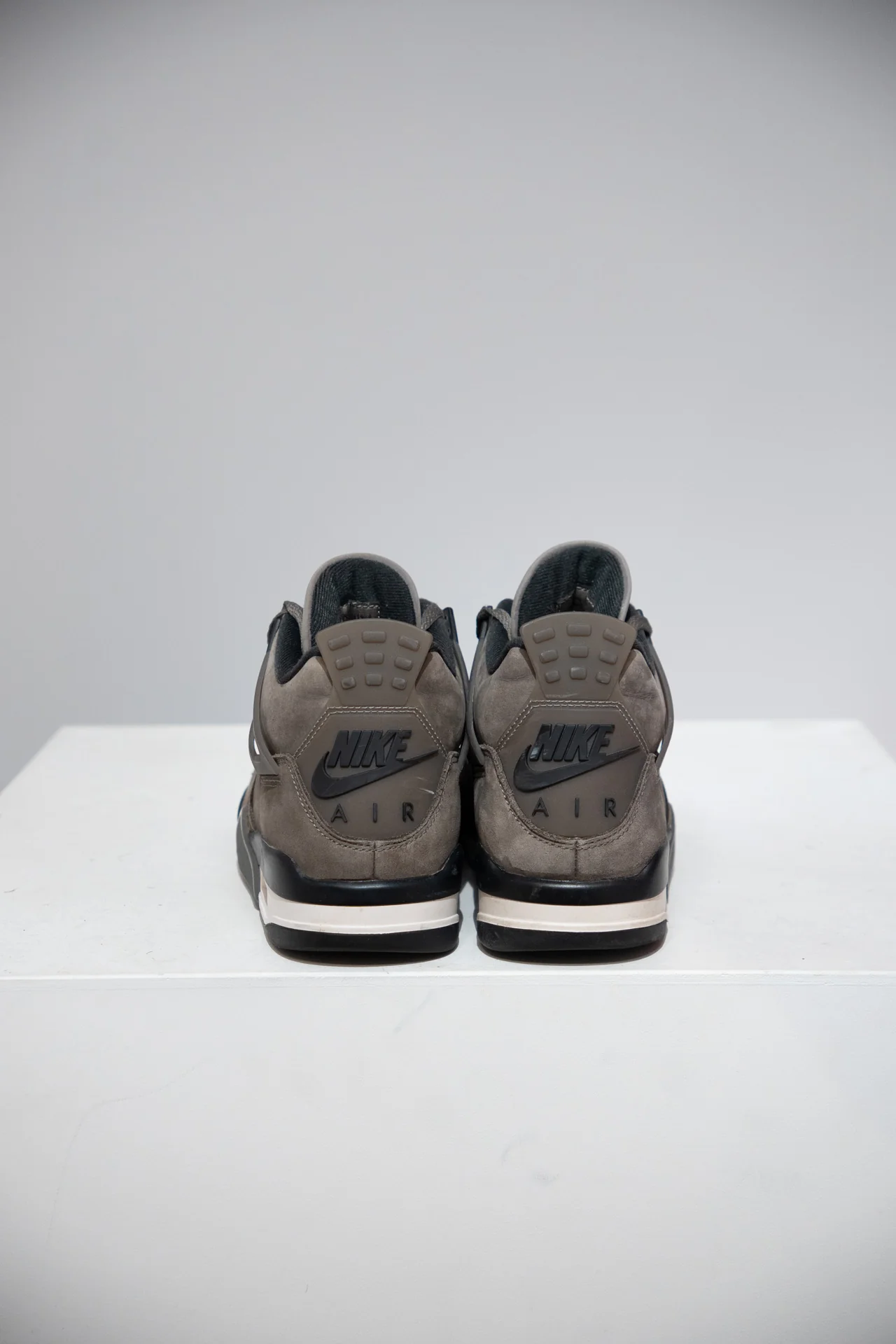 Jordan 4 Cave Stone (Taille 40,5) - Image 2
