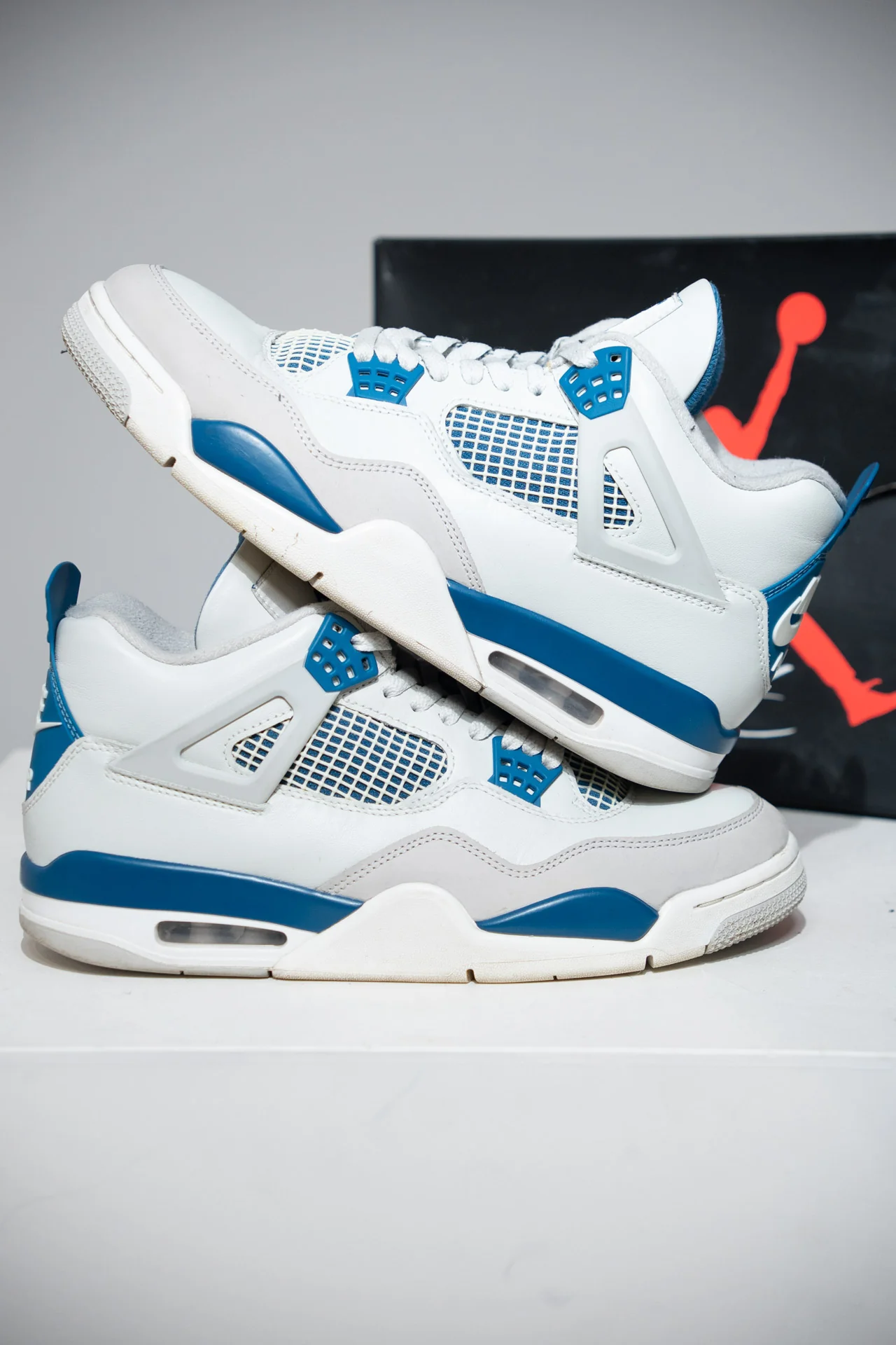 Jordan 4 Military Blue 2024 (Taille 44,5)