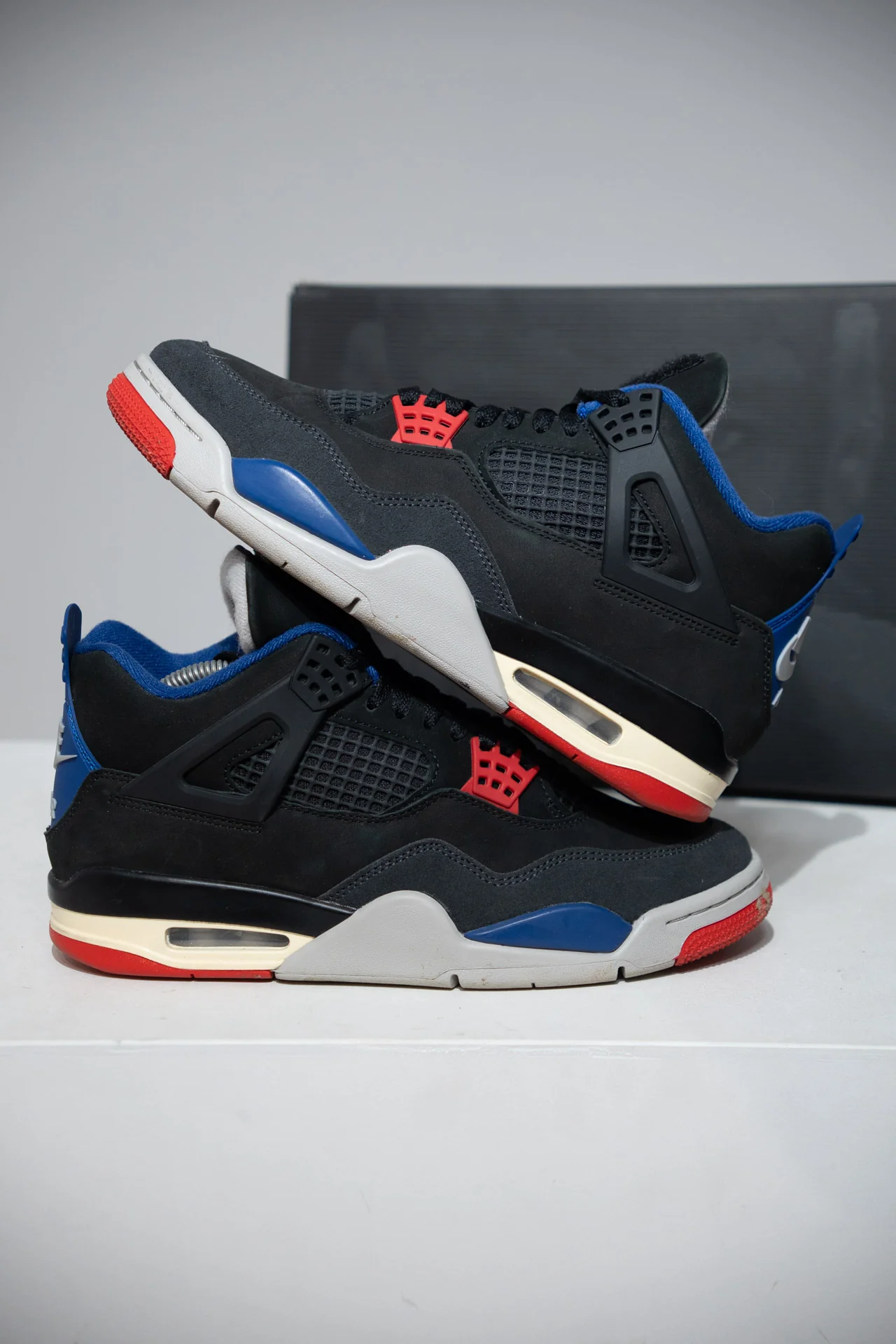 Jordan 4 Rare (Taille 41)